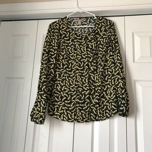 Banana Republic high heel shoe blouse